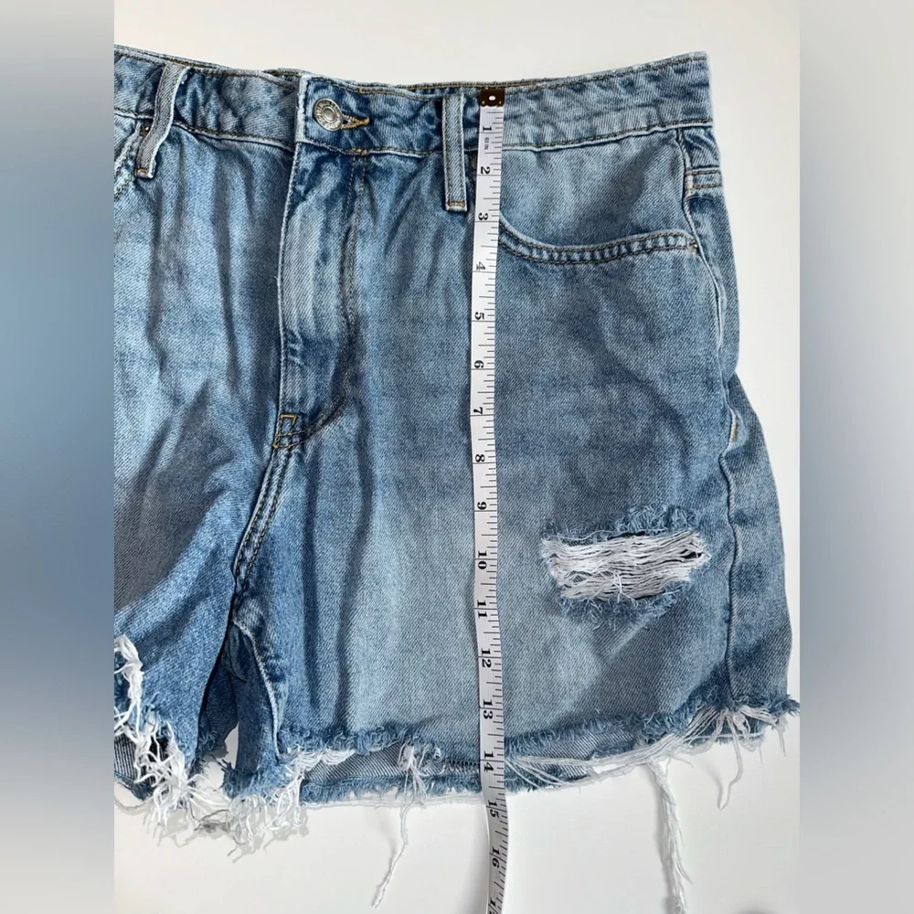 Forever 21 Denim Shorts Women’s Size 29 Blue Distressed Frayed Hem 100% Cotton - Picture 5 of 7